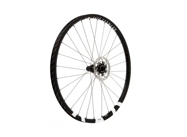 FFWD OUTLAW Alu 26 mm gravel vypletené kolesá