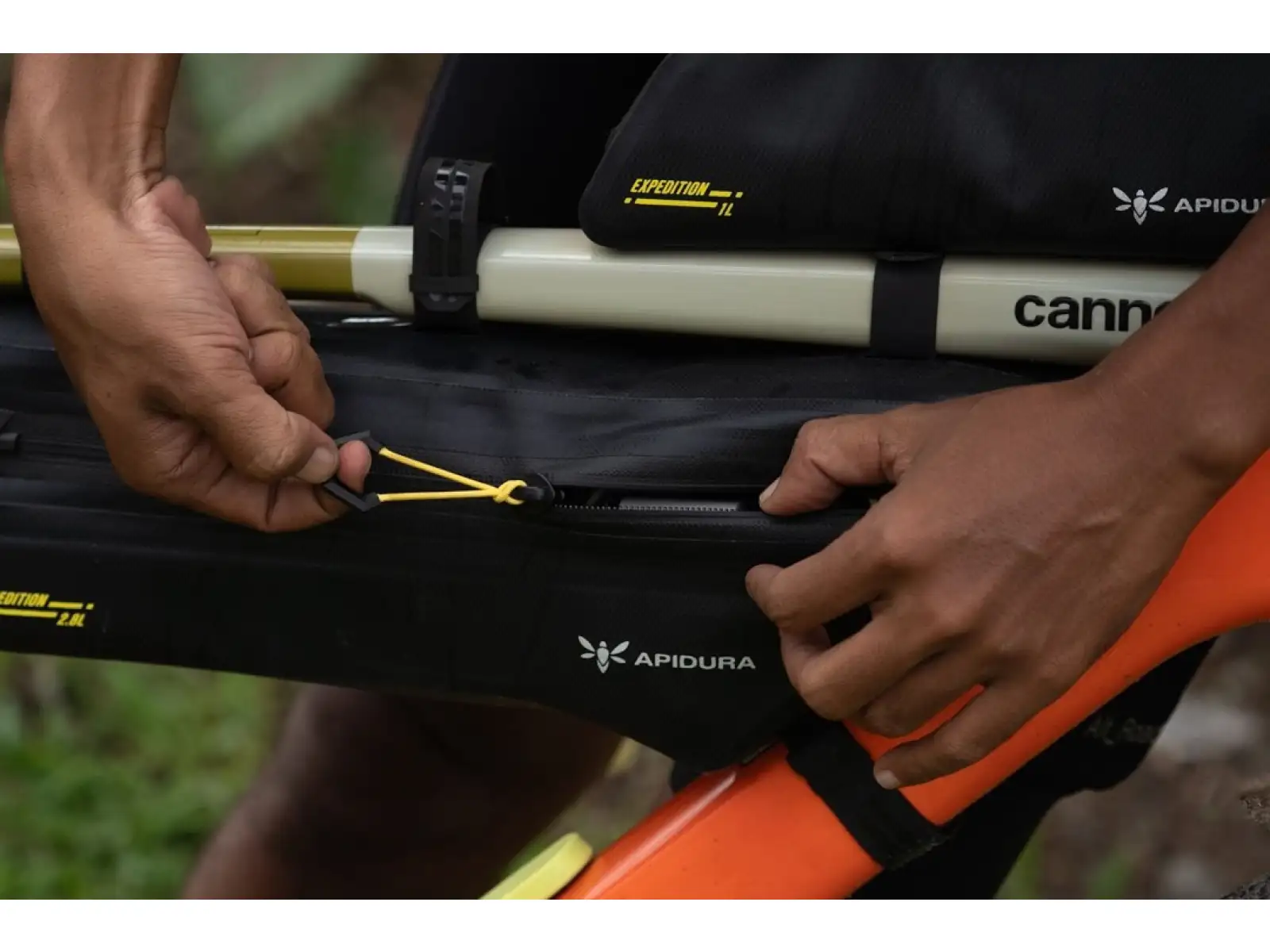 Apidura Expedition Frame pack New 2,8 l rámová brašňa