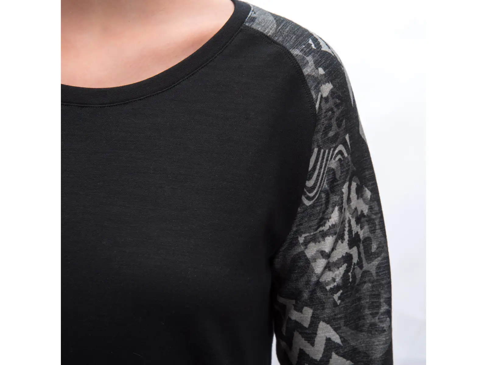 Sensor Merino Blend Impress dámske tričko dlhý rukáv čierna/zebra