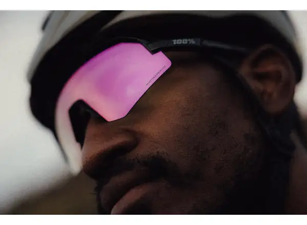 100% Slendale SL slnečné okuliare Gloss Black/Photochromic Purple Mirror