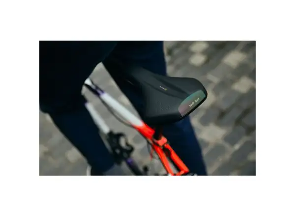 Selle Royal Vivo Athletic sedlo čierna