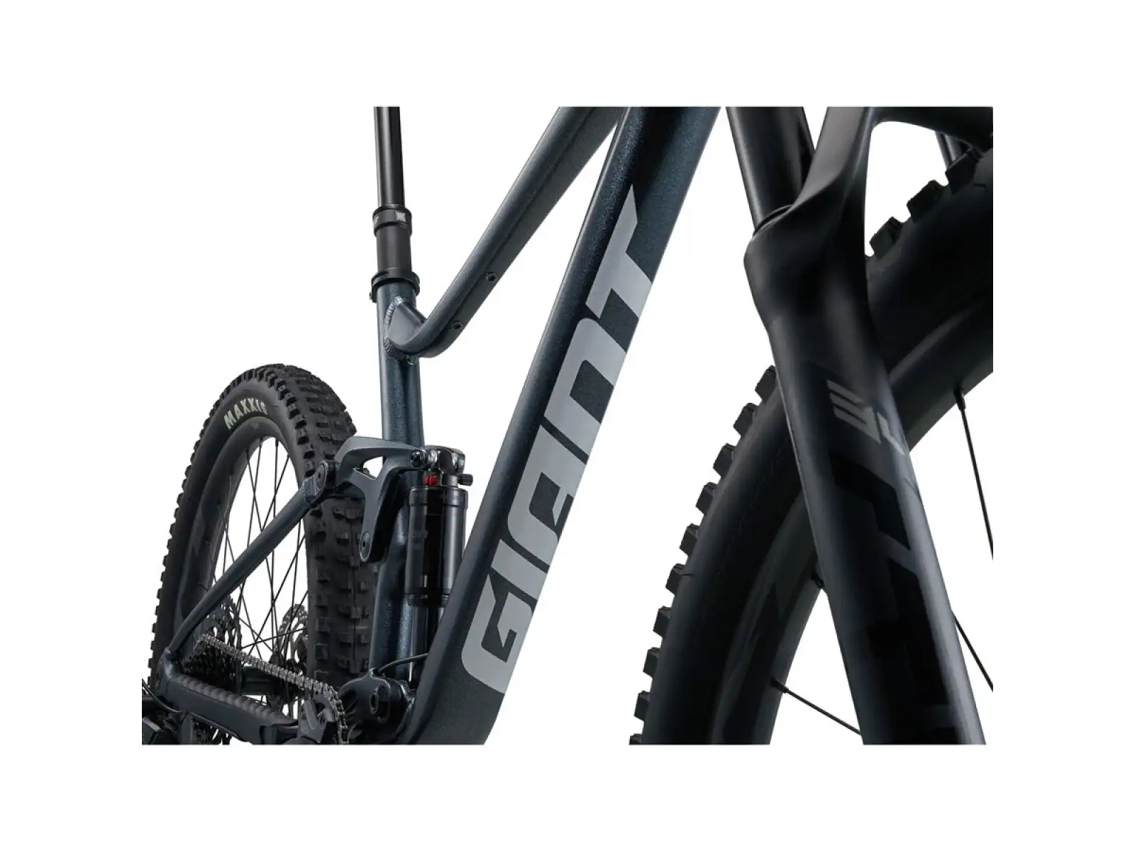 Giant Stance 29 2 celoodpružený horský bicykel Black Diamond