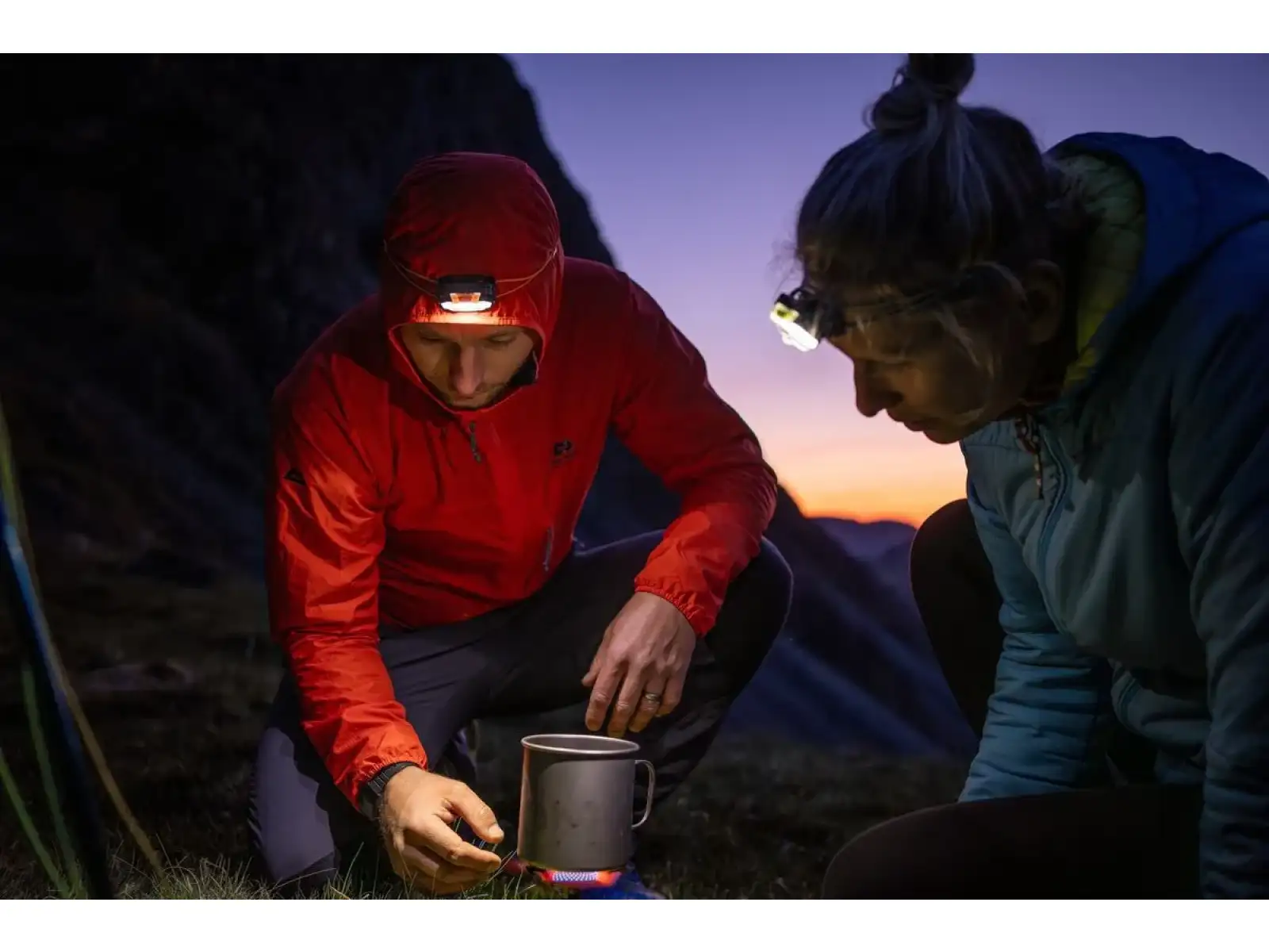 Petzl Swift LT čelovka biela