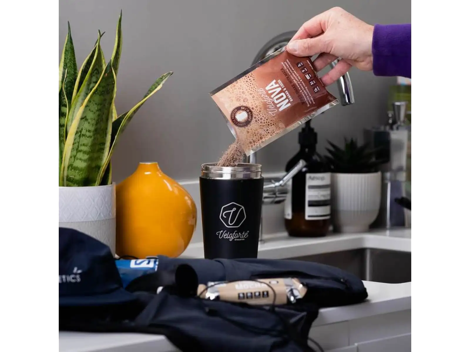 Veloforte Nova Recovery Protein Shake regeneračný nápoj Banana & Cocoa