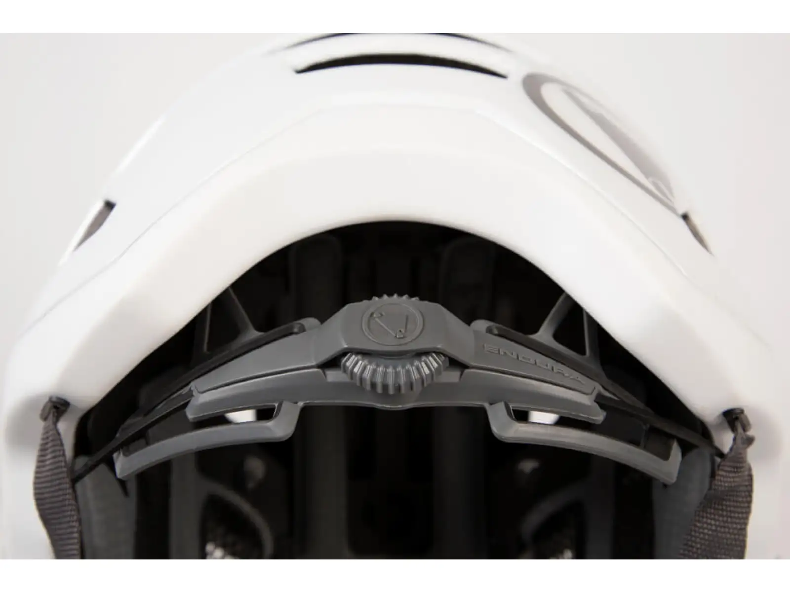 Endura Hummvee Plus MTB prilba White
