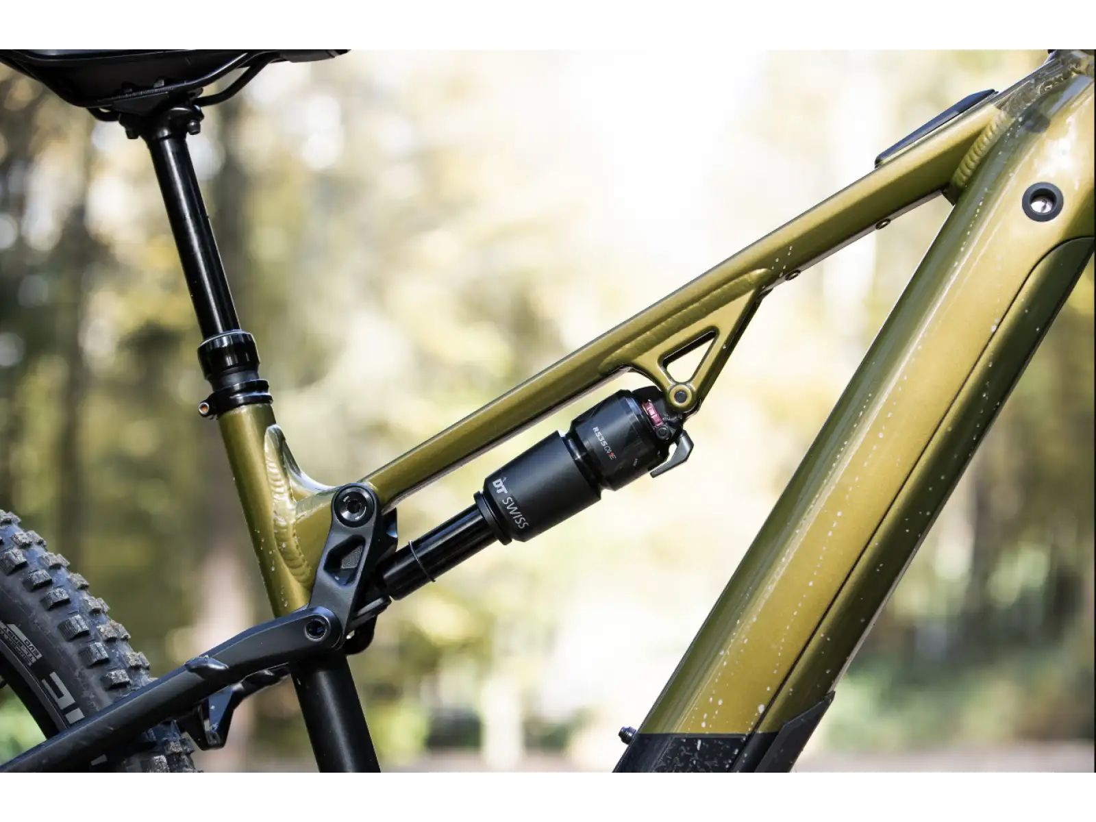 Celoodpružený elektrobicykel Superior eXF 9049 B Gloss Olive Mettalic/Black