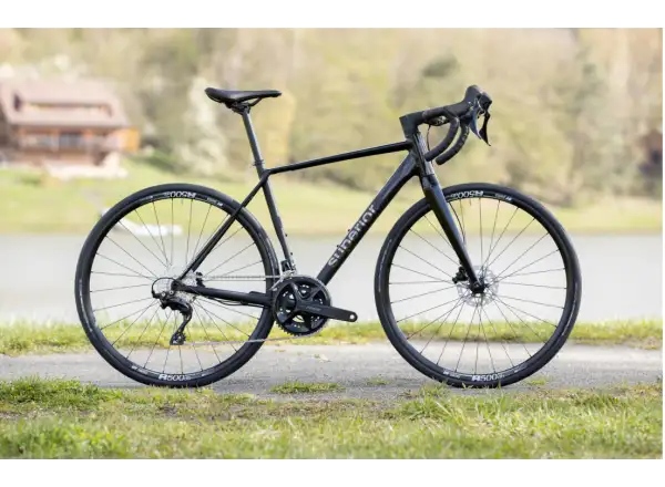Superior X-Road 6.5 GF cestný bicykel matte black stealth