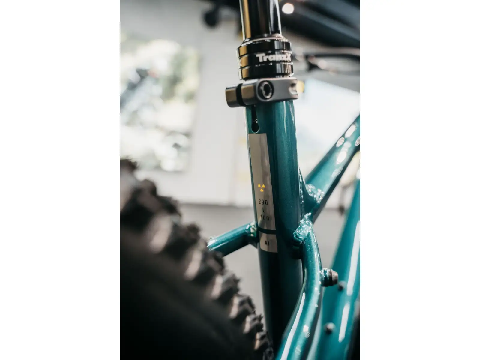 Nukeproof Tracker Pro 290 Cues 1x11 horský bicykel Petrol Green/Chrome