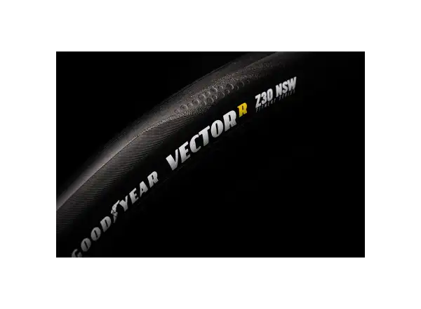 Goodyear Vector R Z30 NSW Tubeless cestný plášť 30-622 Black