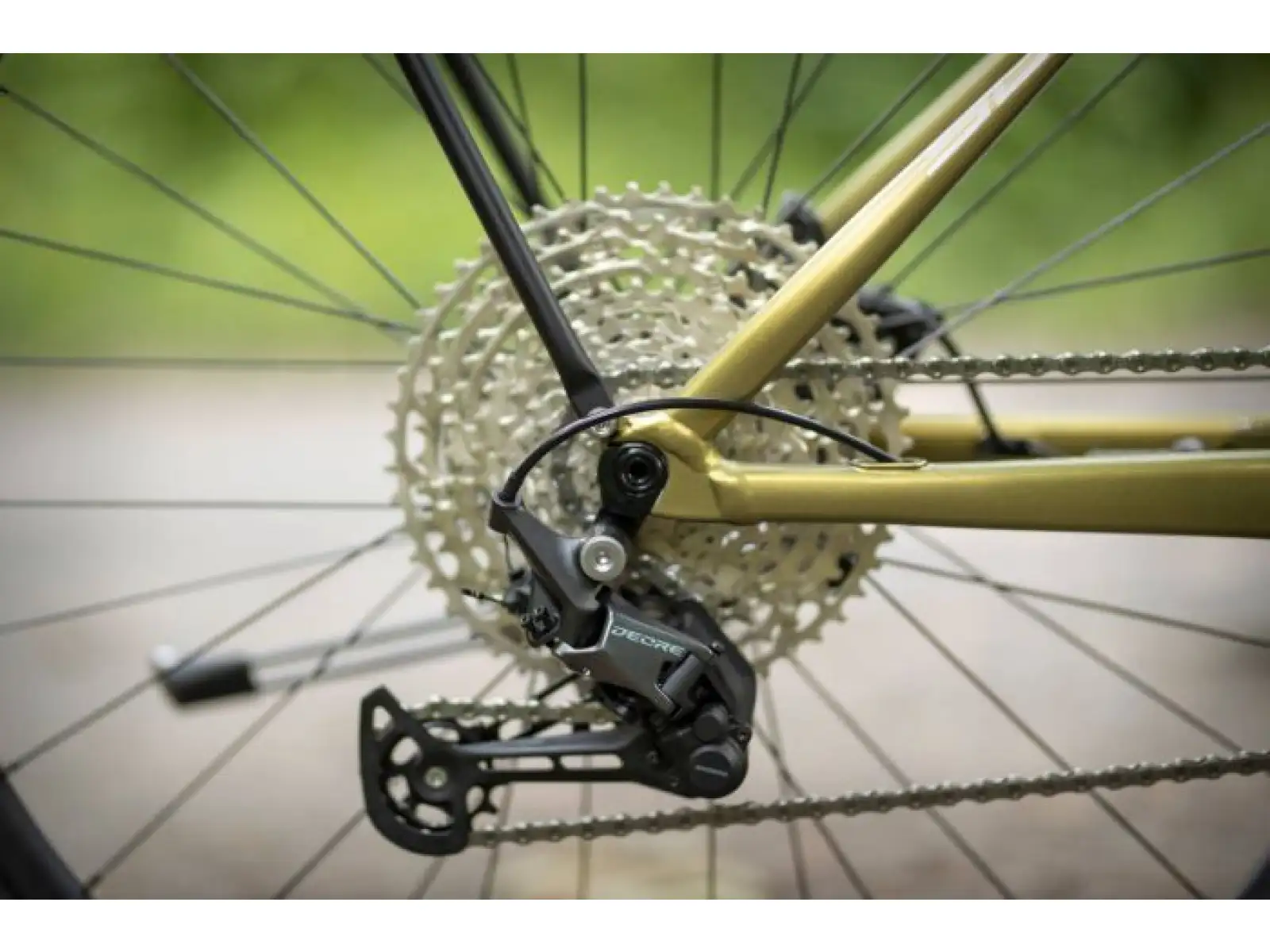 Superior eXR 6090 Touring trekingový e-bike Matte Olive Metallic/Chrome Silver