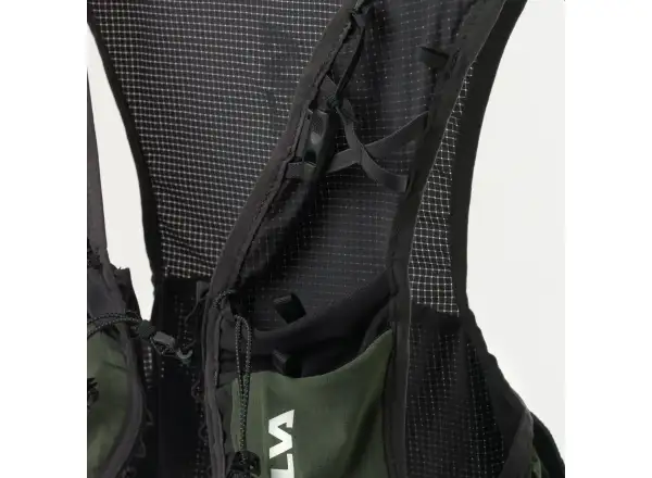 Silva Strive Fly Green bežecká vesta tmavozelená