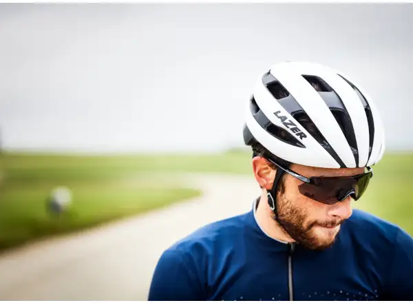 Lazer Sphere prilba White/Black