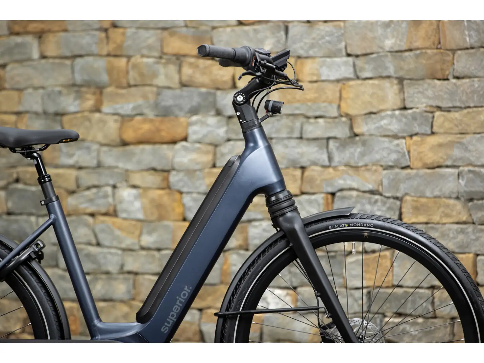 Superior eWAY 6.1 mestský elektrobicykel Matte Dark Blue