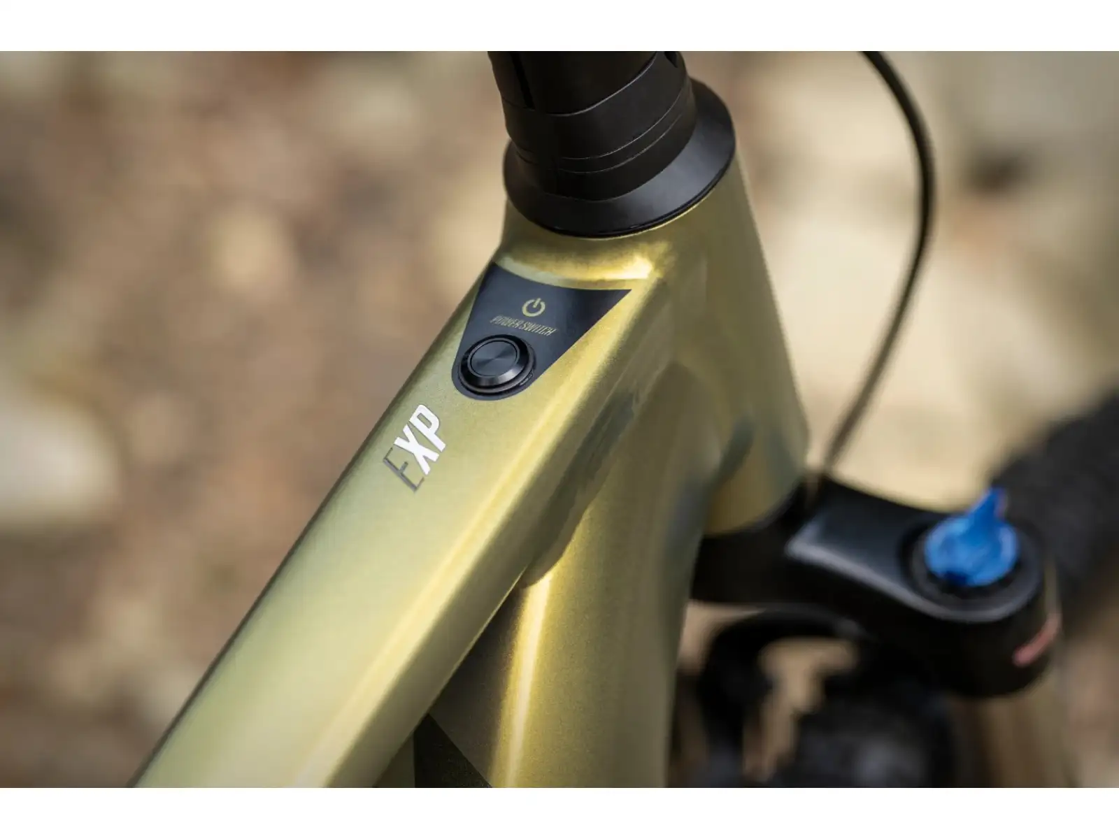 Superior eXP 8089 horský elektrobicykel Matte Olive Metallic/Chrome Silver
