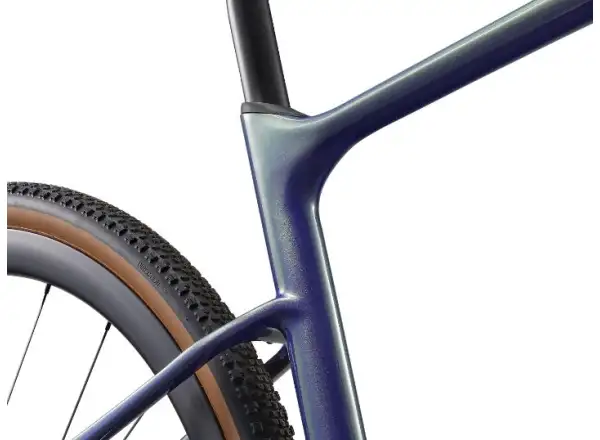 Giant Revolt Advanced Pro 0 gravel bicykel Interstellar