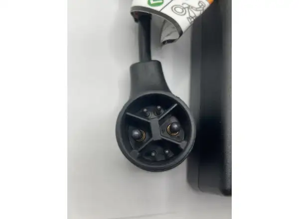 Cannondale Hydrive BP-B250 36V2A nabíjačka (K74031)