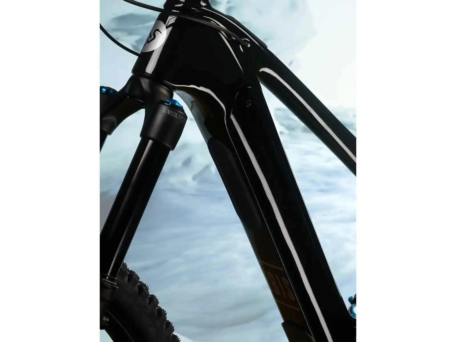 Ibis Oso GX T-Type celoodpružený elektrobicykel Smokey Black