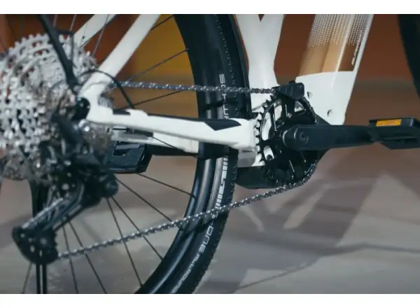 Trekingový elektrobicykel Superior eXR 6090 BL Touring II lesklý biely/medený