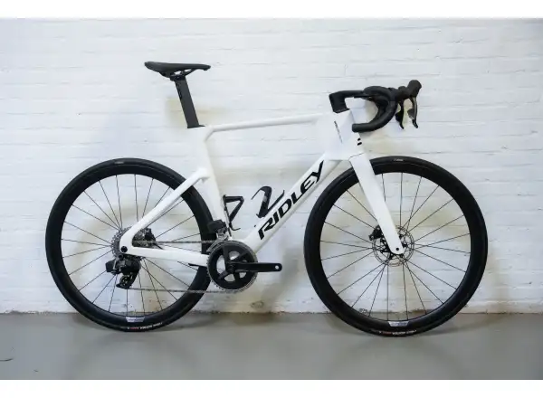 Ridley NOAH 3.0 Ultegra Di2 cestný bicykel Pearl White/Black