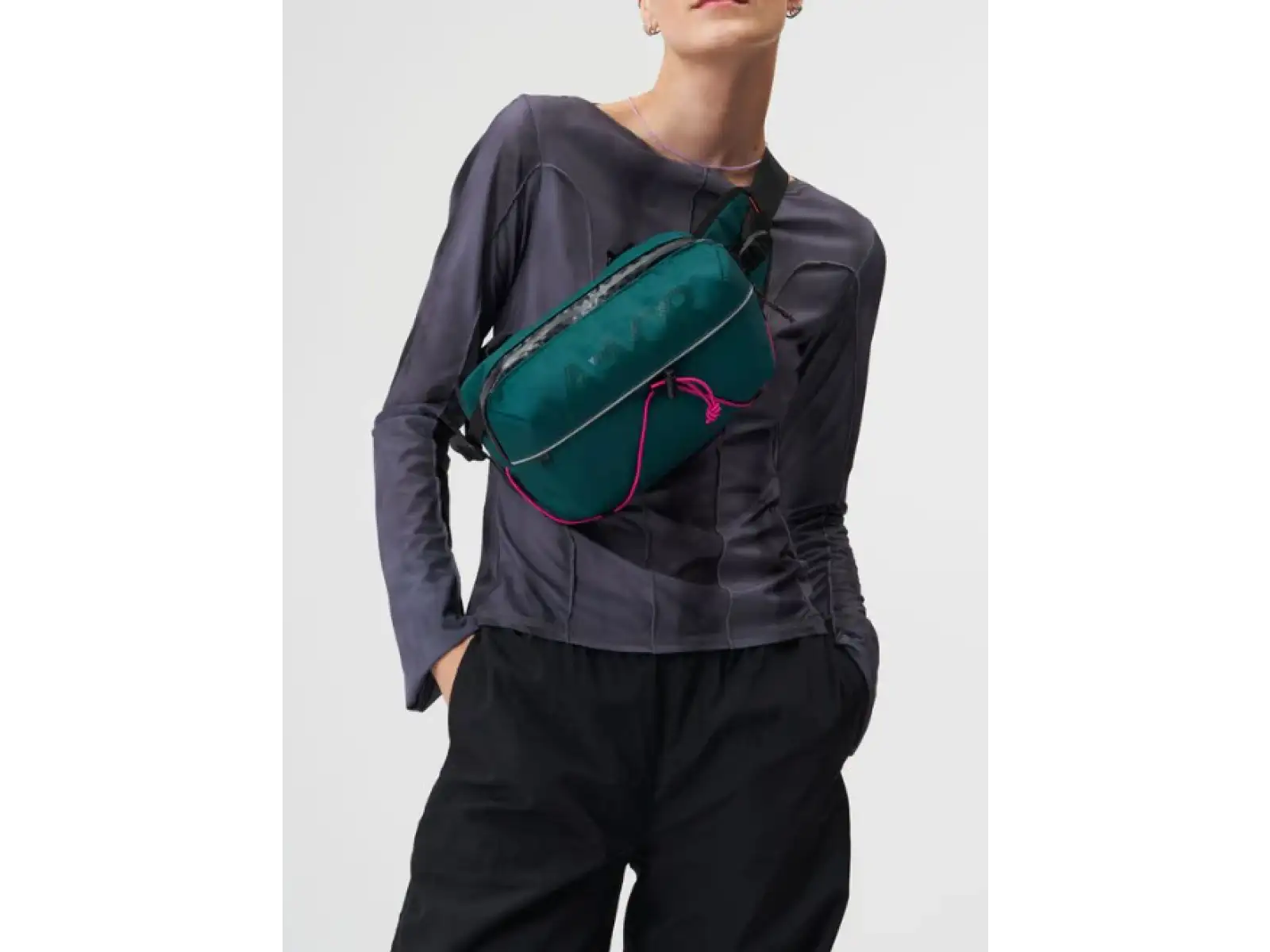 Aevor Bar Bag taštička cez rameno/ľadvinový pás/bicykel riadidlá Proof Evergreen