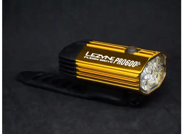 Lezyne Fusion Pro 600+ predné svetlo Gloss Gold