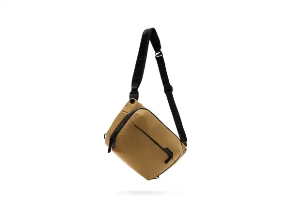 Peak Design Everyday Sling 6 l batoh Coyote