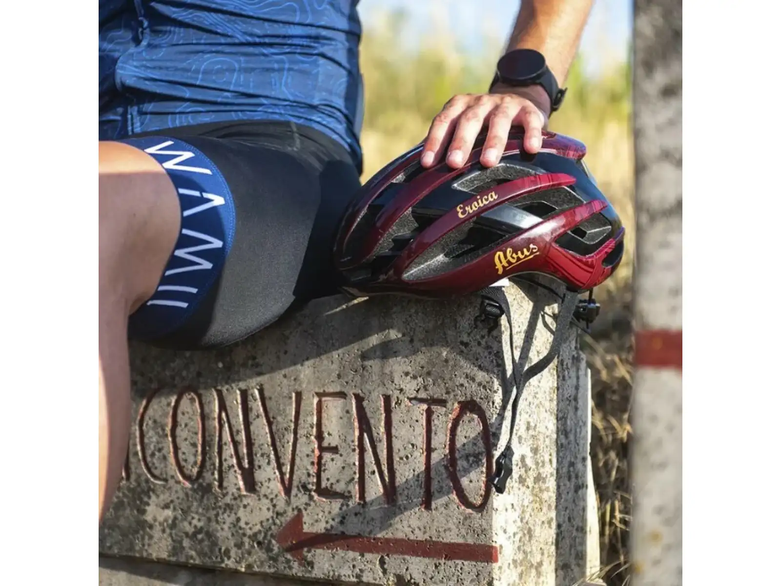 Abus AirBreaker Eroica cestná prilba Chianti Red