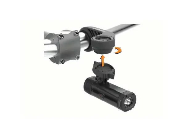 Garmin Varia UT800 adaptívne predné svetlo čierna