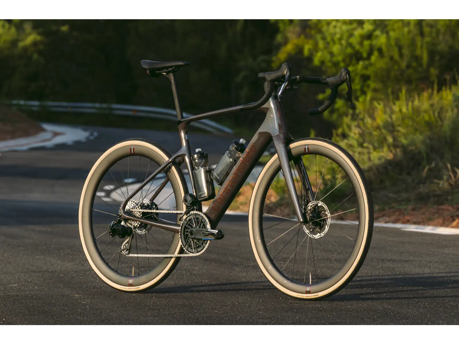 Cannondale Synapse Carbon 2 Smartsense cestný bicykel (Copper Ore)