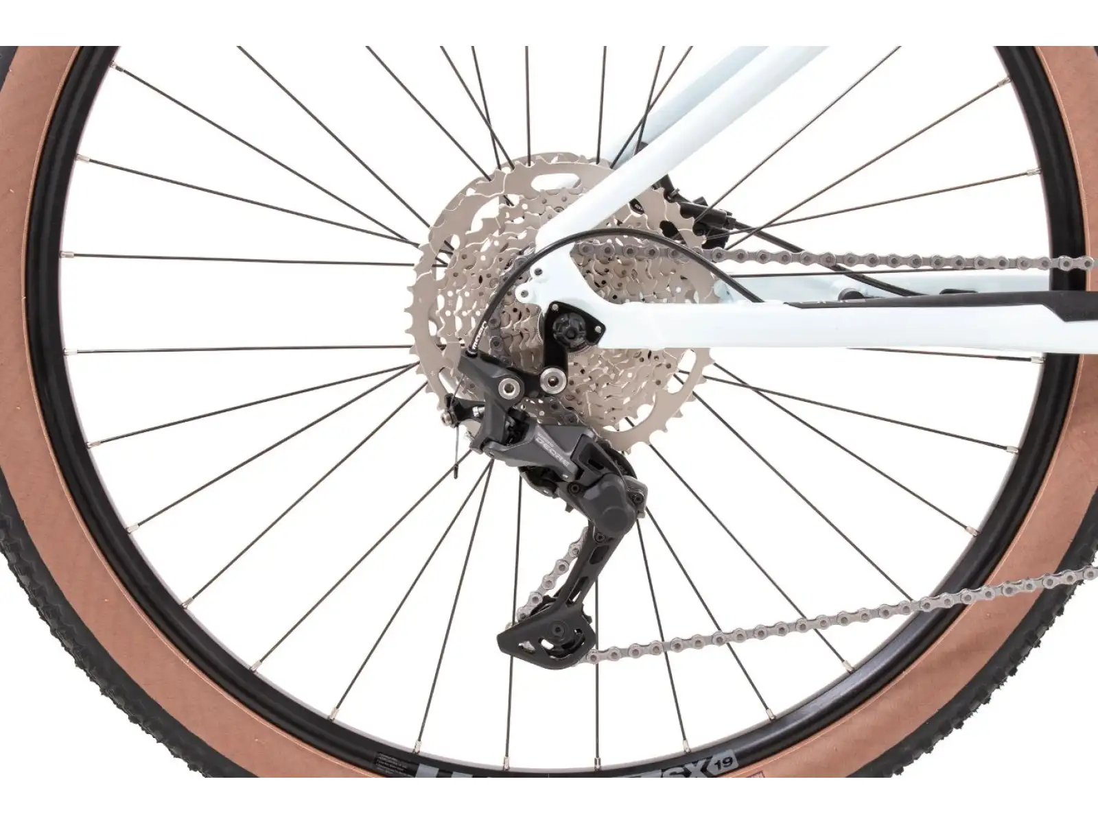 Rock Machine Torrent INT e70-29 Gloss White/Black horský e-bike s jednoduchým nástupom