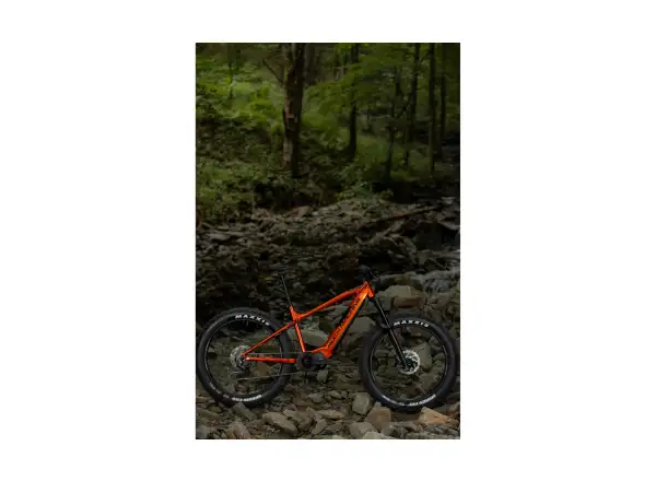Rock Machine VYÖRY e90-26 fatbike elektrobicykel Metallic Orange/Black VZORKA