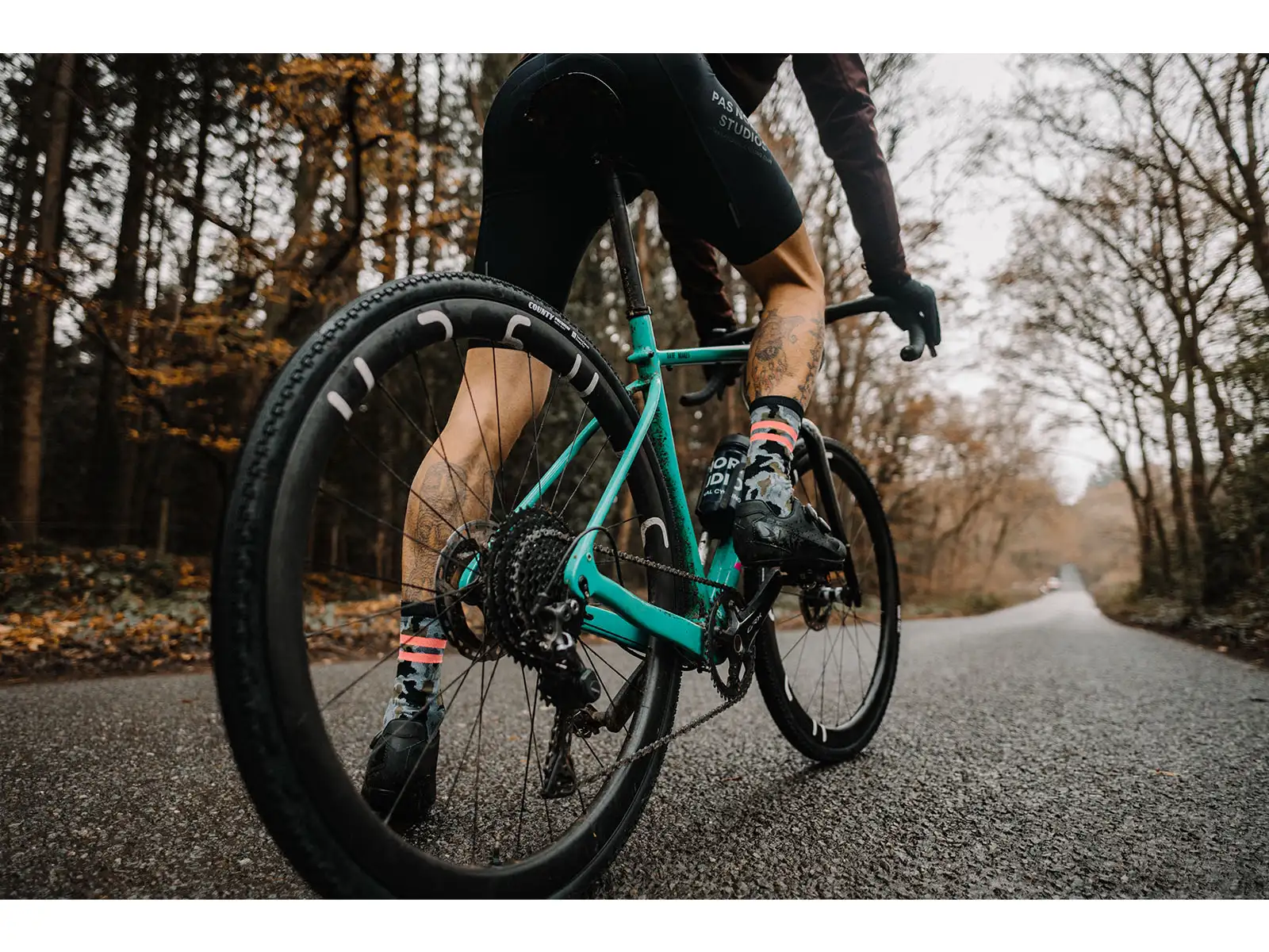 Goodyear County Ultimate Tubeless Complete 650x50 gravel plášť Kevlar Black