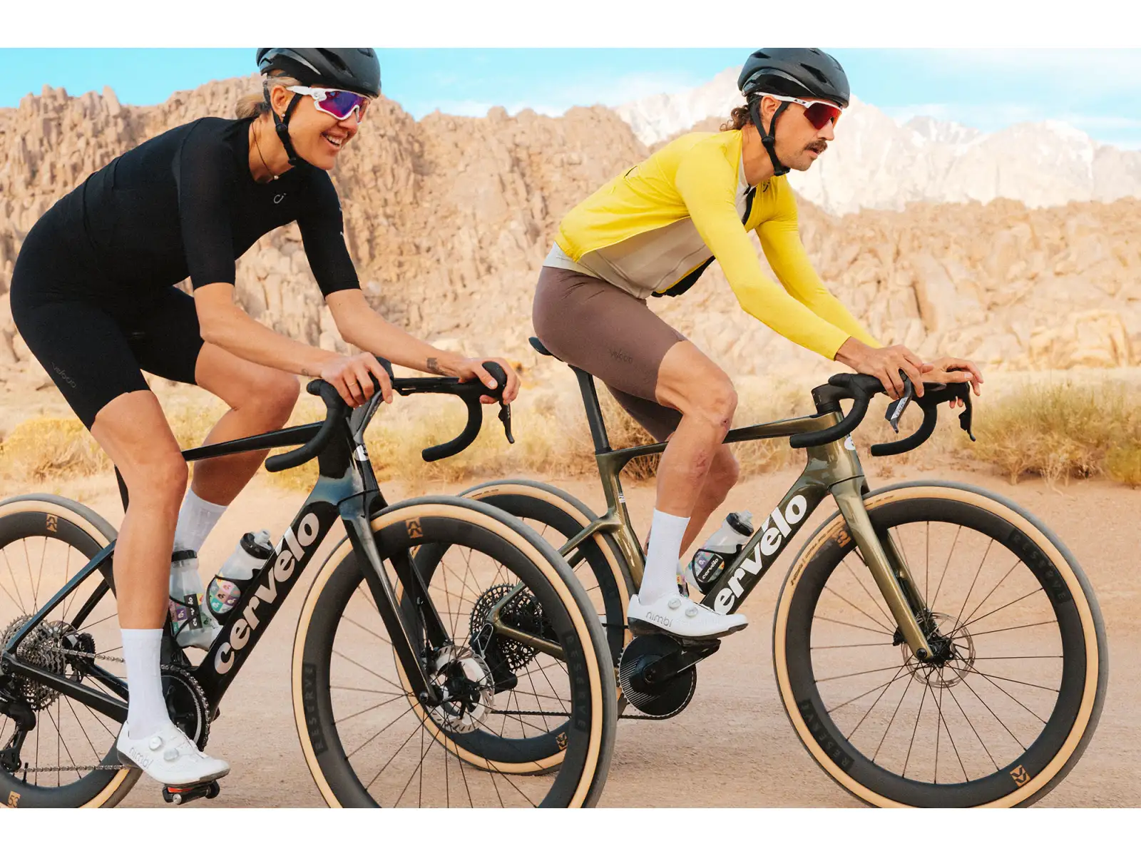 Cervélo Aspero-5 Shimano GRX RX825 Di2 1 Digital Moss gravel bicykel