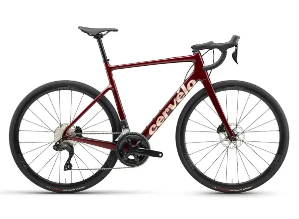 Cervélo Caledonia 105 Di2 cestný bicykel Carmine