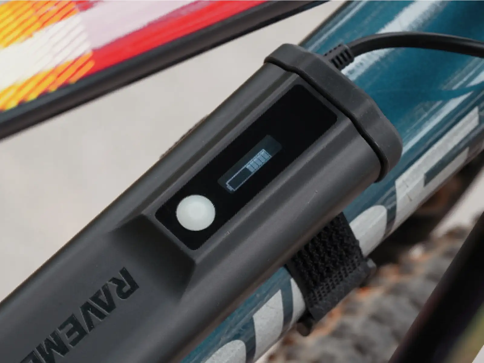 Ravemen XR6000 predné svetlo