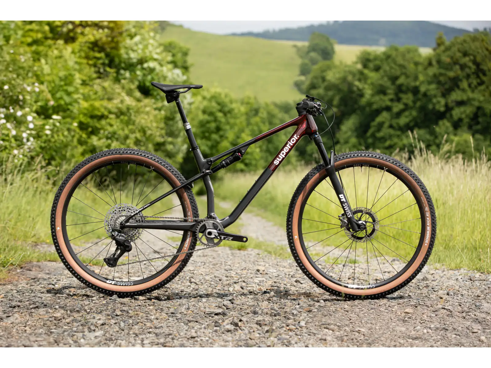 Superior XF 9.9 Team horský bicykel Gloss Carbon/Red Carbon