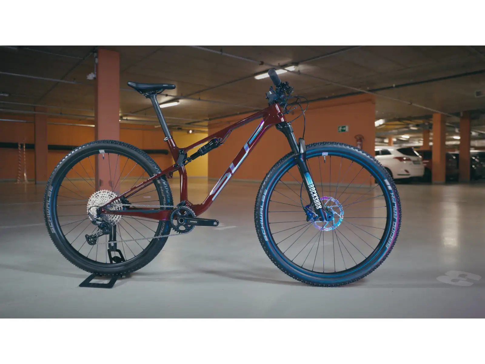 Superior XF 929 RC horský bicykel Gloss Dark Red/Hologram Chrome