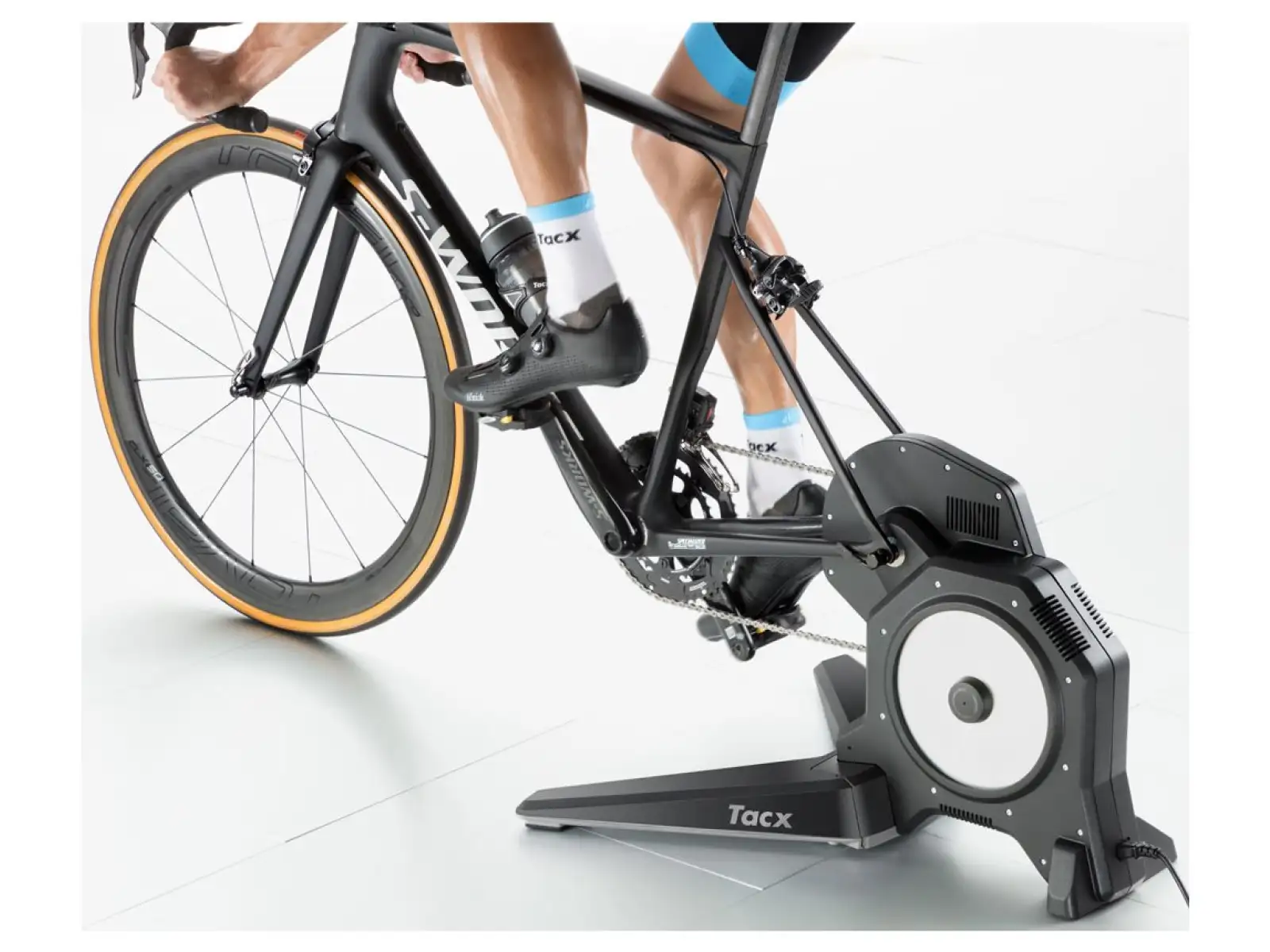 Tacx Flux S Smart trenažér