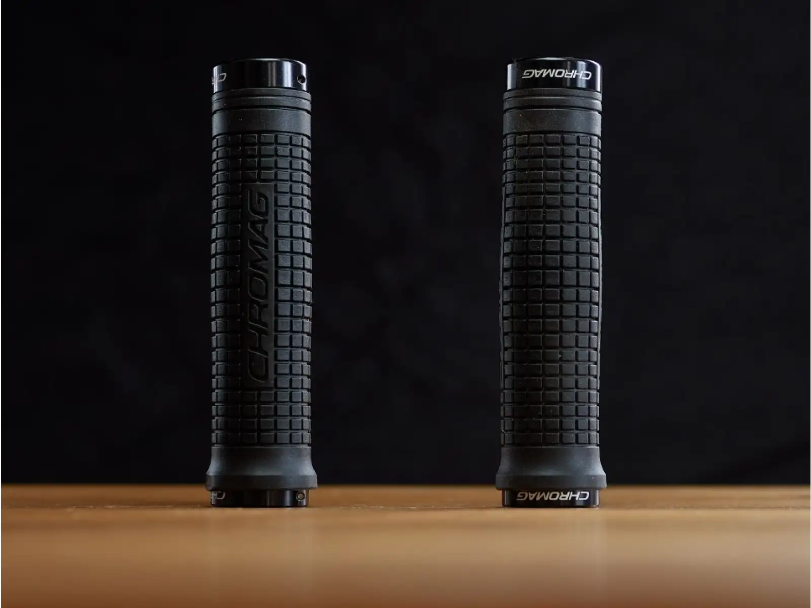 Chromag Squarewave XL gripy čierne