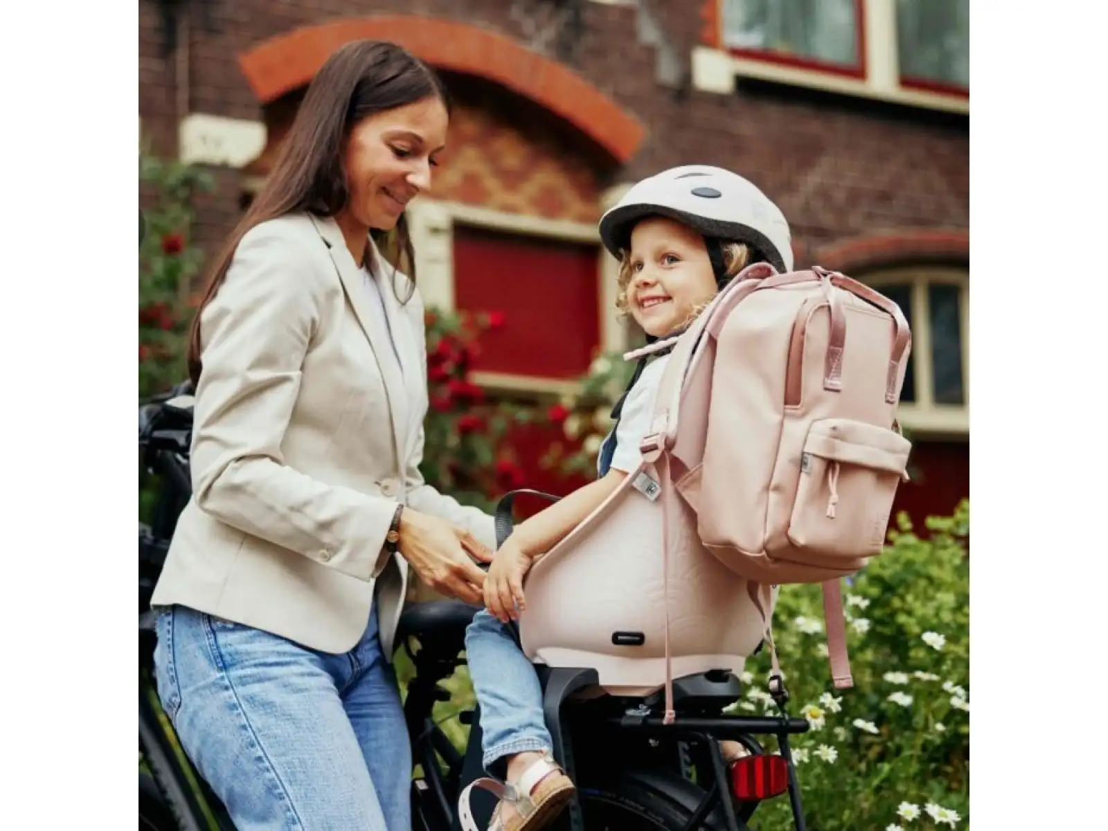Urban Iki zadná sedačka s adaptérom na nosič Sakura Pink/Shinju White