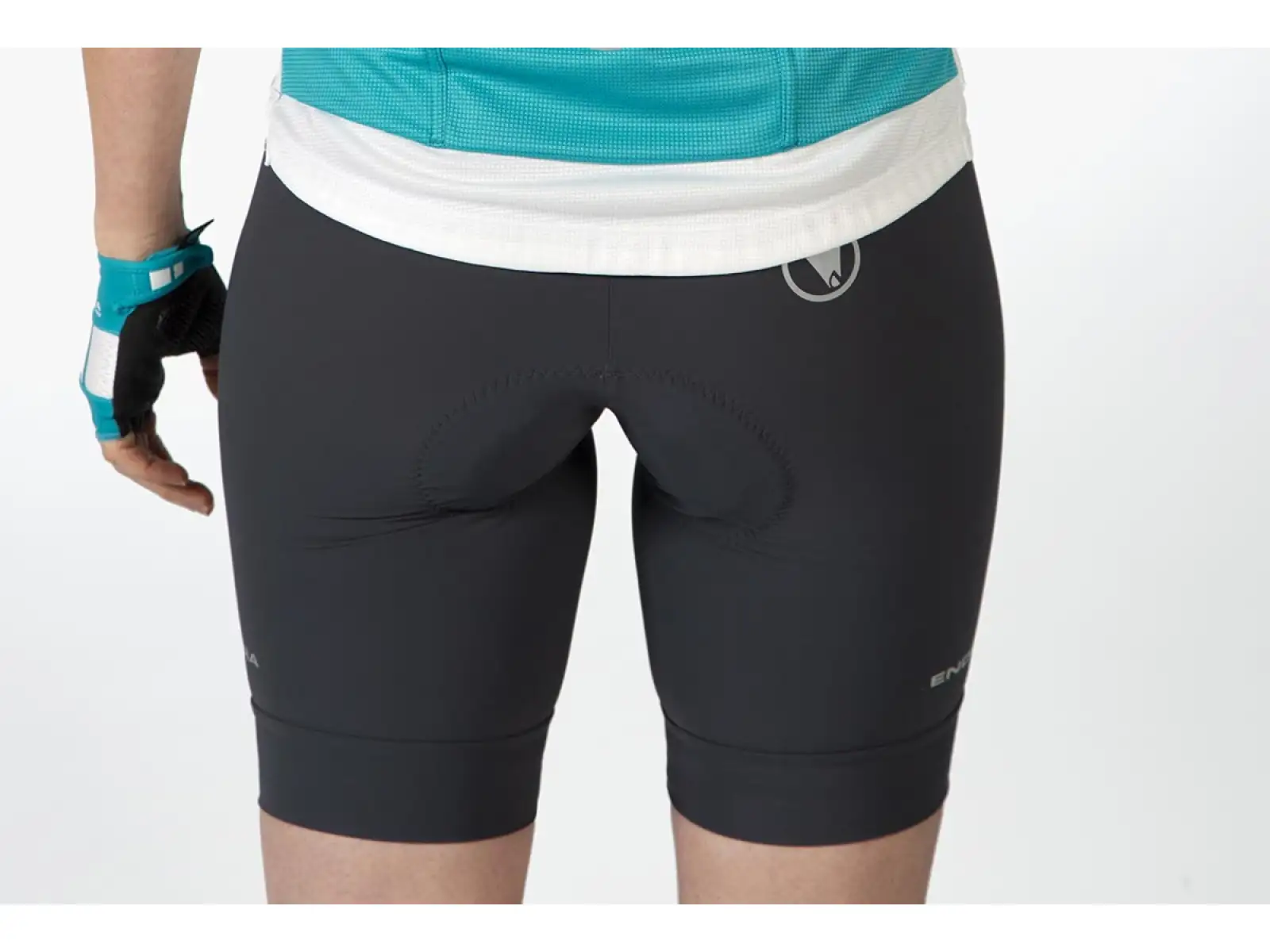 Endura Xtract Lite dámske kraťasy s trakom grey