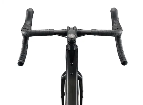 Giant Revolt Advanced 2 gravel bicykel Carbon Smoke