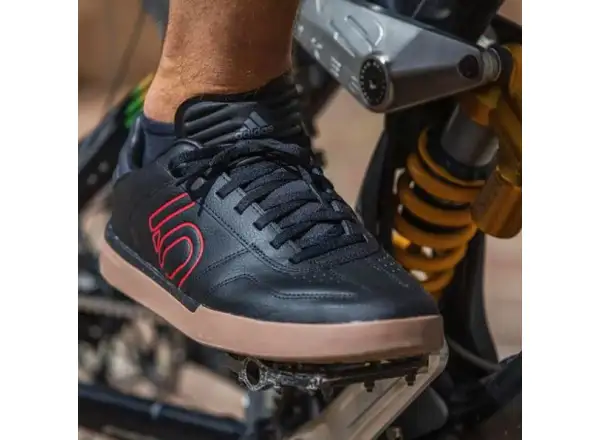 Five Ten Sleuth DLX topánky Black/Red/Gum
