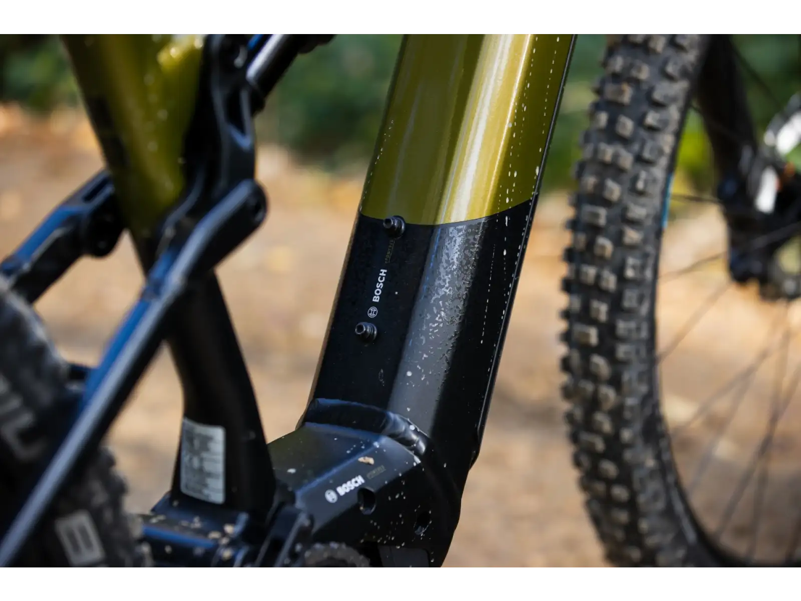 Celoodpružený elektrobicykel Superior eXF 9049 B Gloss Olive Mettalic/Black