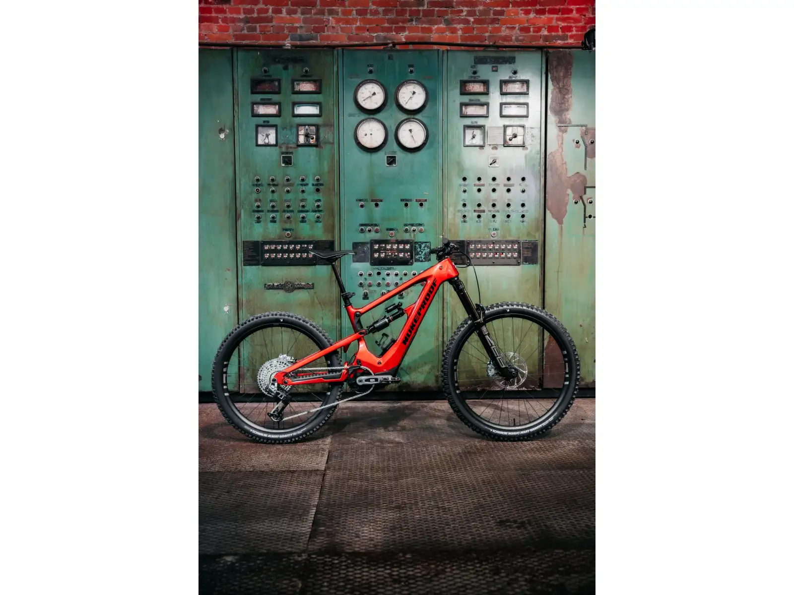 Nukeproof Megawatt Carbon Pro 297 T-GX celoodpružený elektrobicykel Red