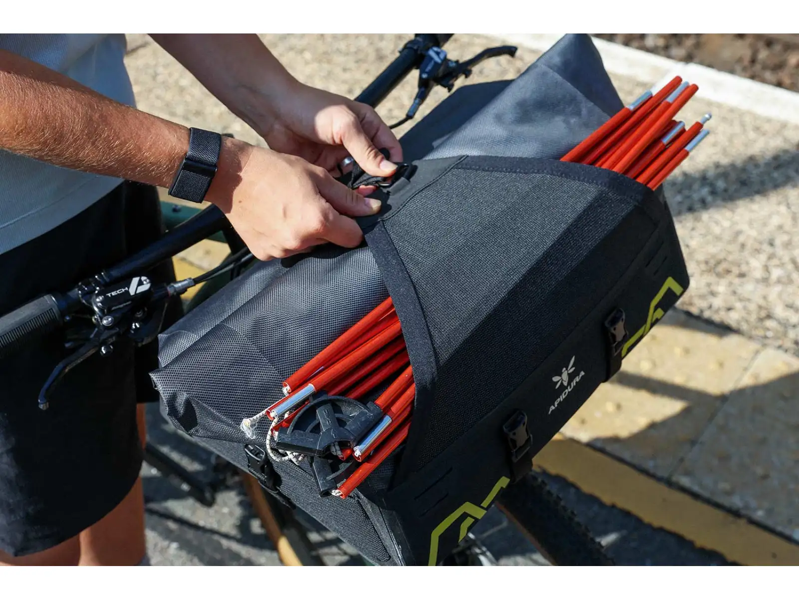 Apidura Expedition Front Rack Pack brašna na riadidlá 30l