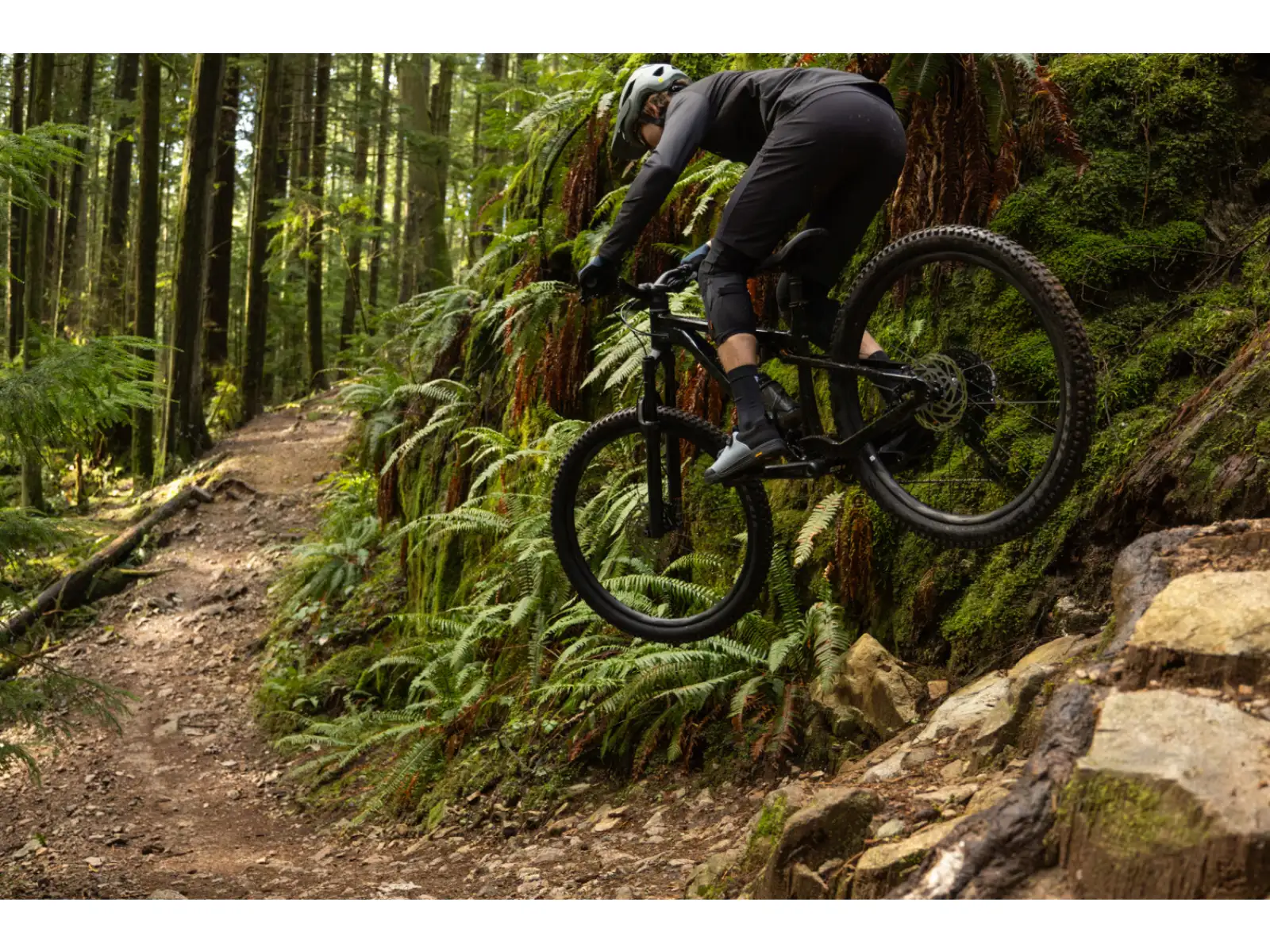 Giant Stance 2026 horský bicykel Black