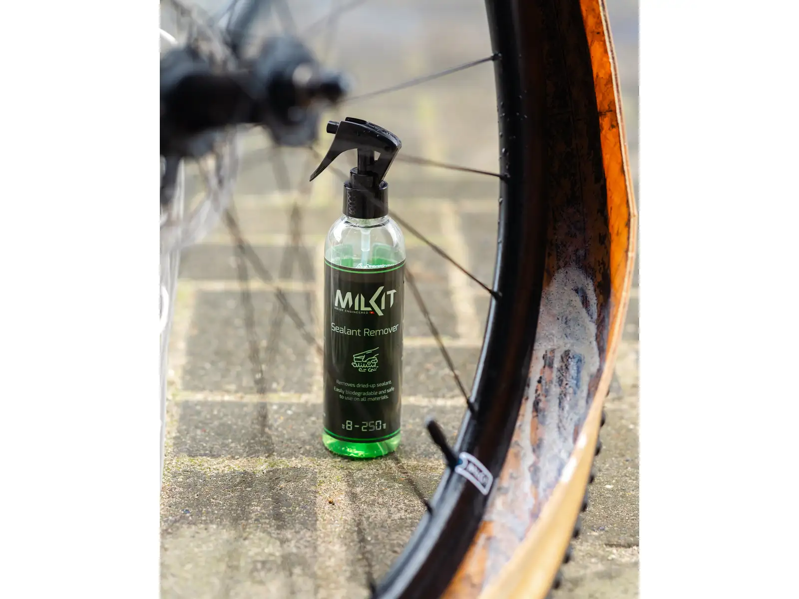 MilKit Odstraňovač tmelu 250 ml