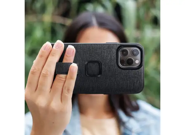 Peak Design Everyday Loop V2 kryt pre iPhone 15 Pro Charcoal