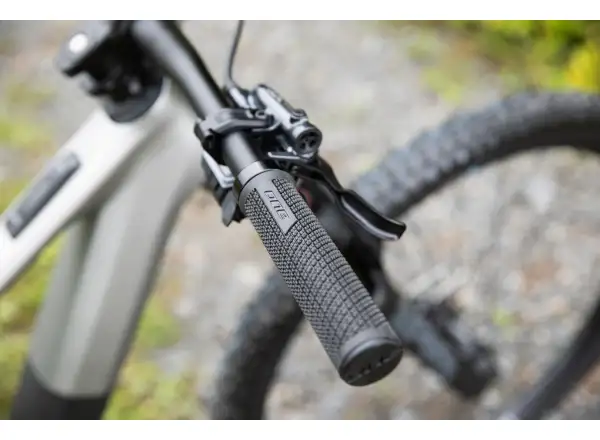 Superior iXF 9.7 celoodpružený elektrobicykel Gloss Chrome / Matte